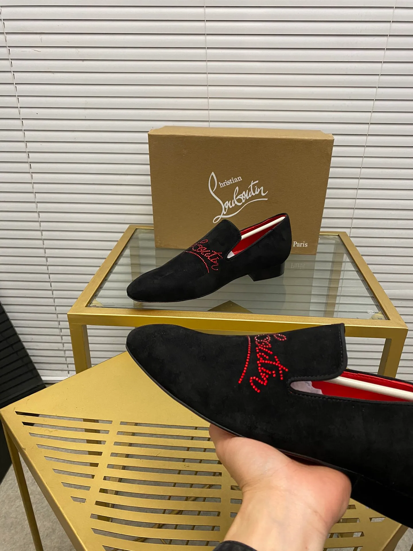 (Customized model) Ex-factory price is 500. christian louboutin2023 latest model (CL red sole shoes) counter series, casual sneakers for couples 📢 📢 📢 exclusive hot style release 🎈🎈💪 movable latex feet 👻 finished outsole line [satisfied] 😝Female 35-40# Male 38#-46, global supply😝 [Top version]: Original imported genuine leather upper, top original leather lining, original molded TPU outsole, original 1:1 detail processing, original shoe last,